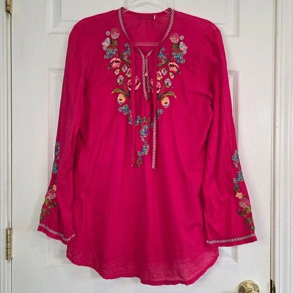 Johnny Was Women's Size M Tunic Fuchsia Pink Floral Embroidered Boho Cotton Top - Picture 2 of 9